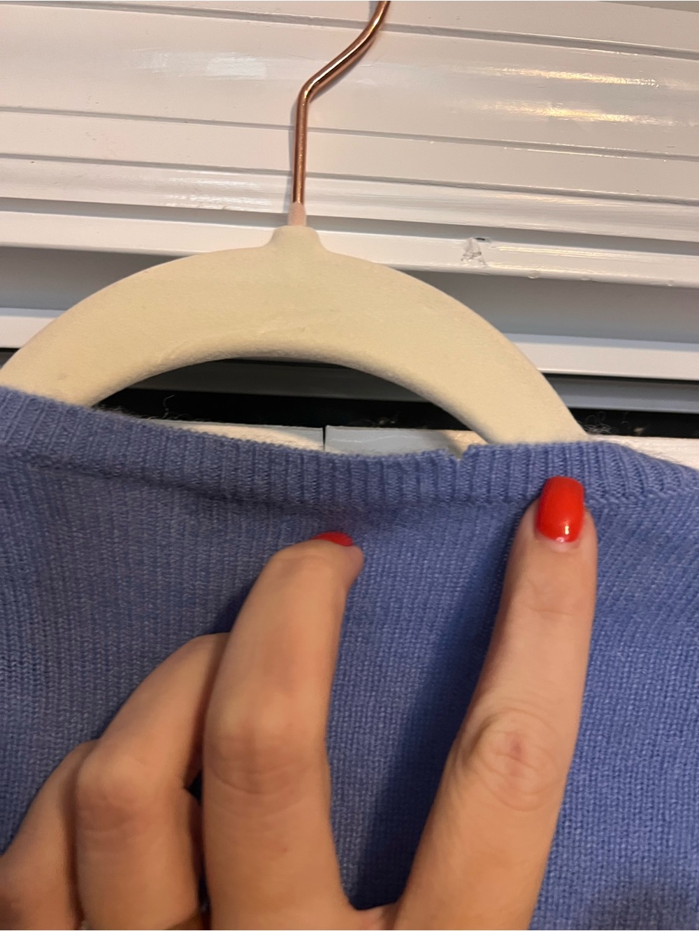 Moda International 100% Cashmere Crewneck Cardigan with Pearl - Picture 4 of 6